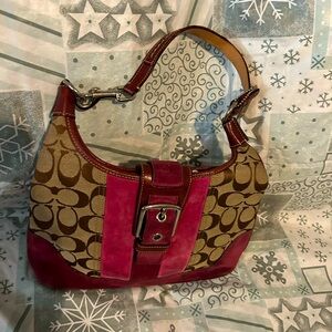 COACH Medium Size Shoulder Bag Tan with Fuchsia & Burgundy No. E04Q-7053